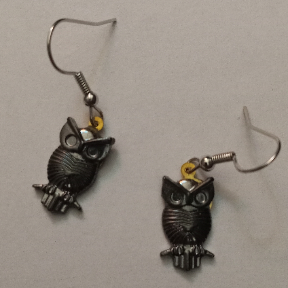 hand crafted New steel gray owl statement earrings - Picture 2 of 5